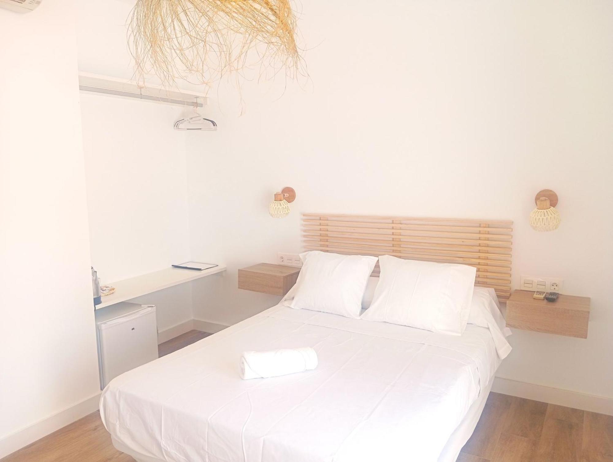 Hostal Casa Emilio Almería Extérieur photo