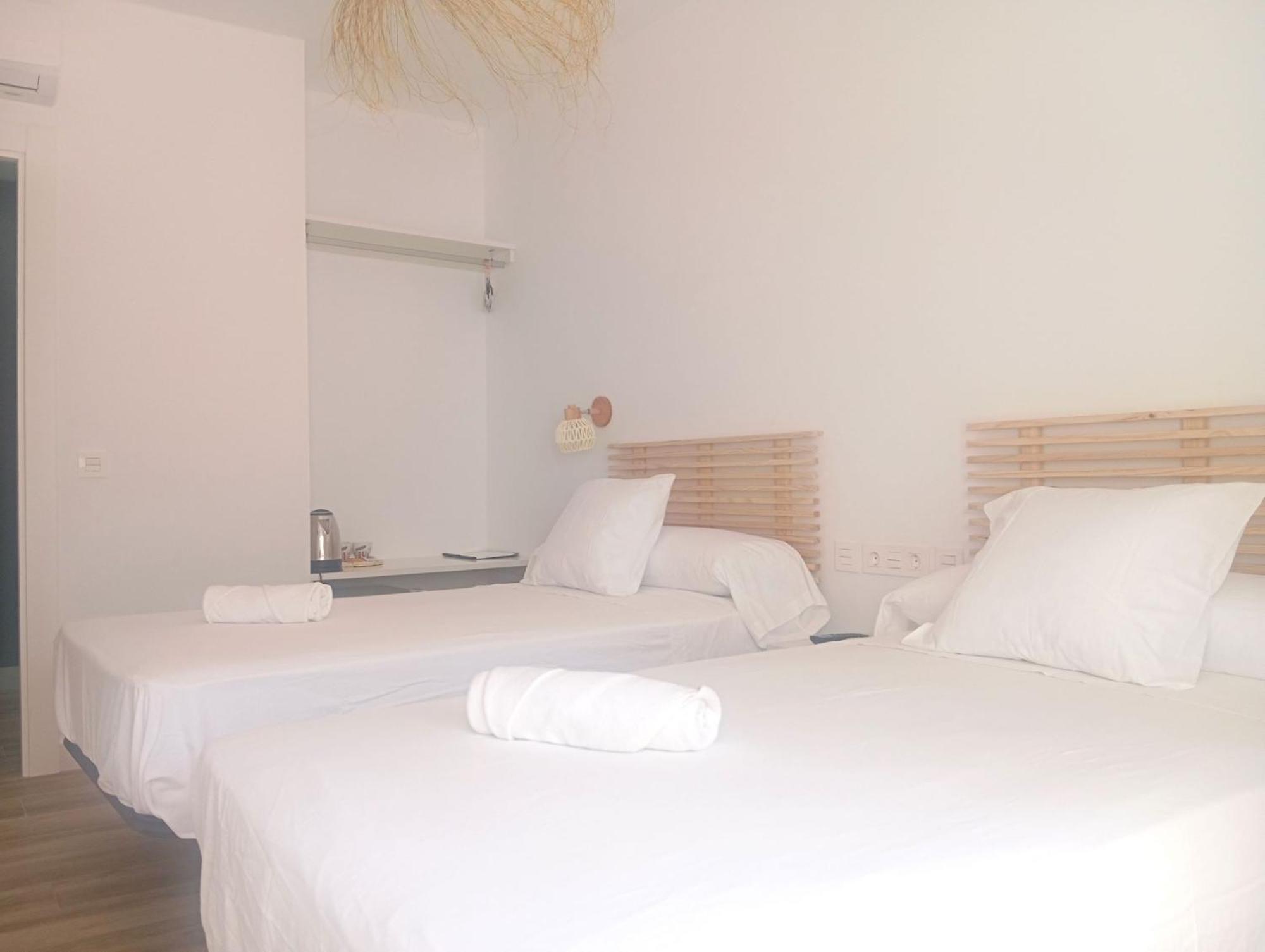 Hostal Casa Emilio Almería Extérieur photo