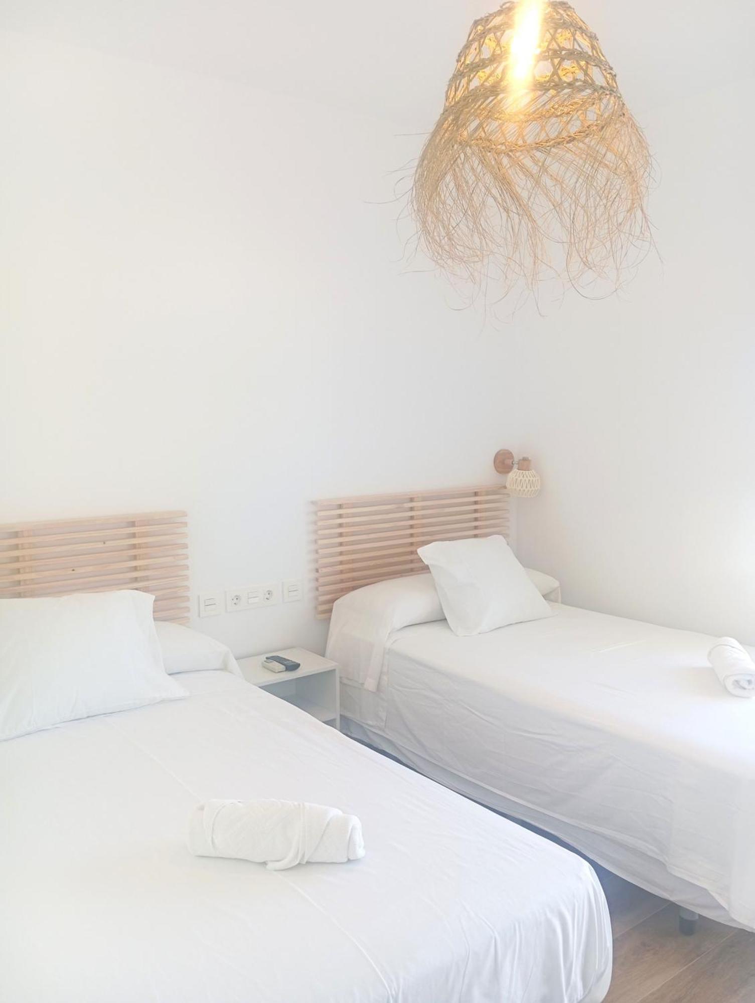 Hostal Casa Emilio Almería Extérieur photo