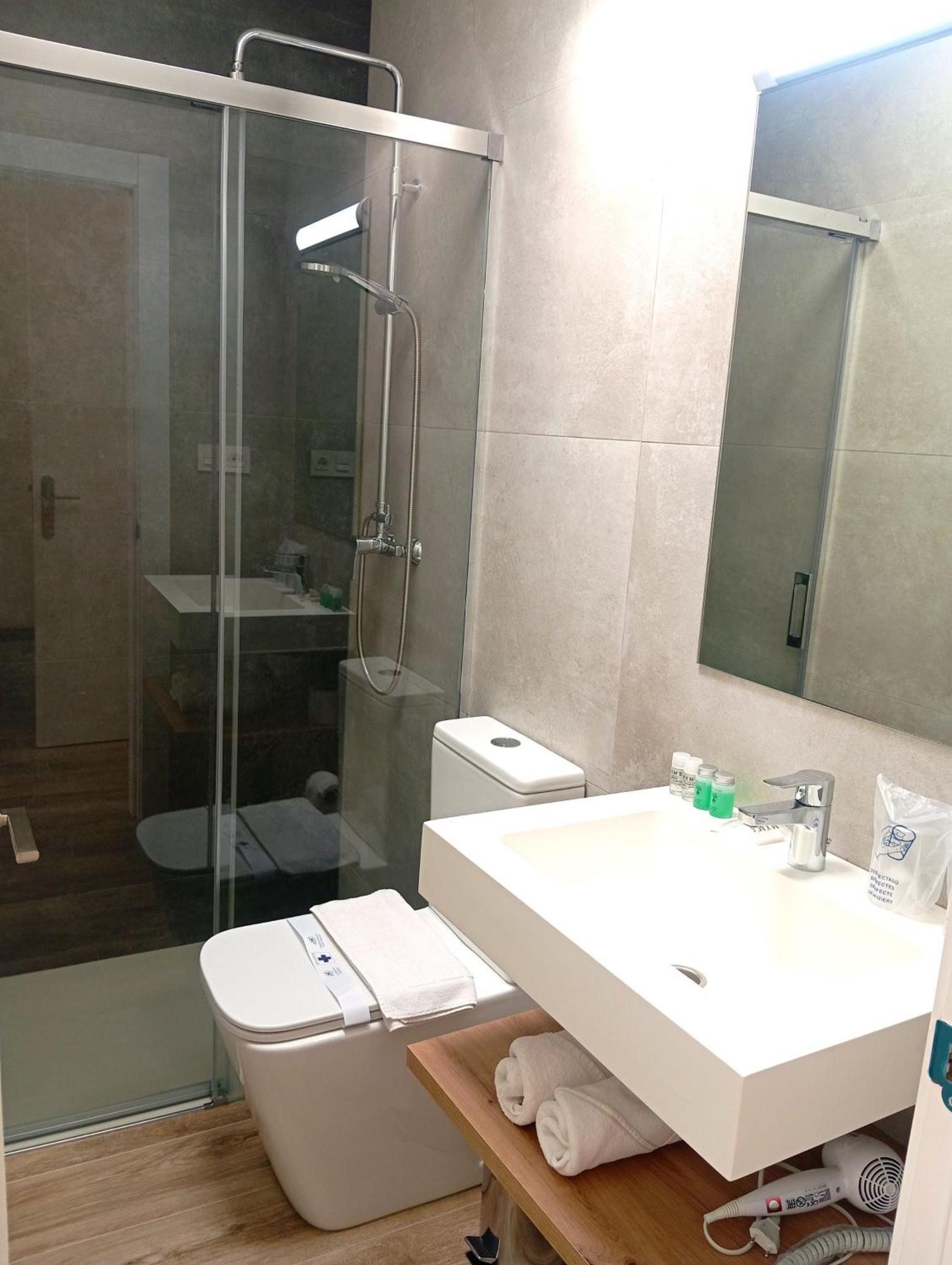 Hostal Casa Emilio Almería Extérieur photo